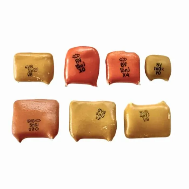 Конденсаторы КМ рыжие, группы V, М1500 — фото